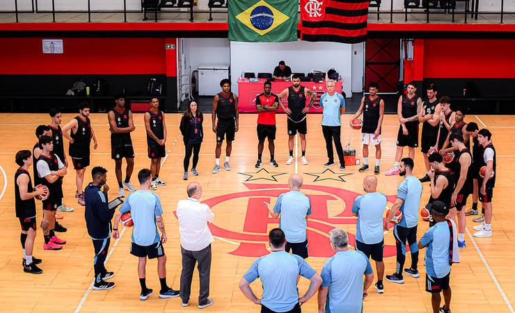 Flamengo inicia pré-temporada com novidades e se prepara para a Copa Intercontinental da Fiba