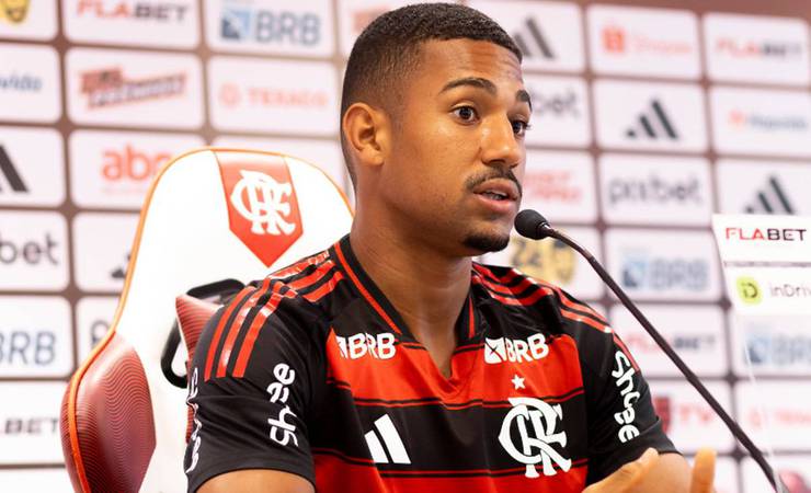 Giovanni Manna confirma que Napoli teve interesse em Samuel Lino antes de acerto com Flamengo