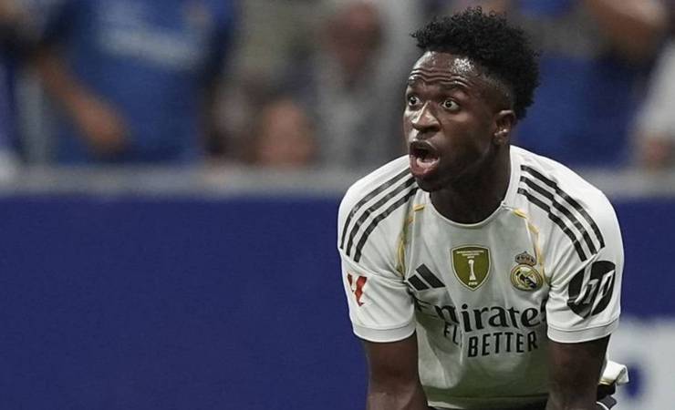 Vini Jr recusa proposta do Real Madrid e busca equiparação salarial com Mbappé