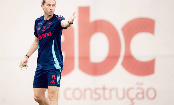 Flamengo divulga lista de relacionados para duelo contra o Juventude com ausências importantes