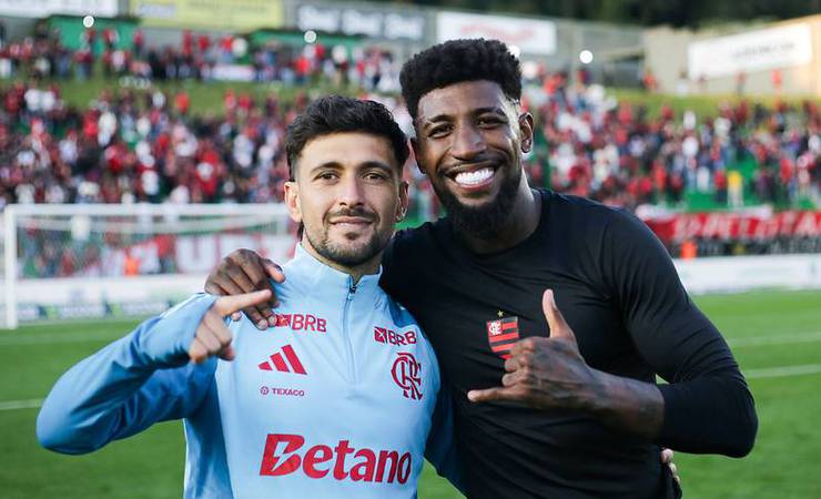 Flamengo vence Juventude por 2 a 0, encerra tabu de 28 anos e mantém liderança no Brasileirão