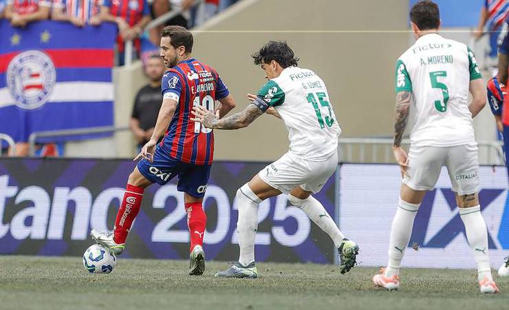 Palmeiras é derrotado pelo Bahia e estaciona na terceira posição do Brasileirão 2025