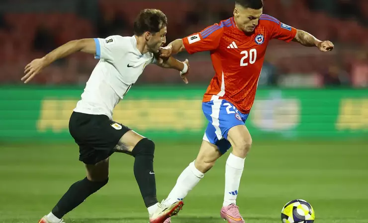Matías Viña atua 90 minutos e se destaca na vitória do Uruguai sobre o Chile