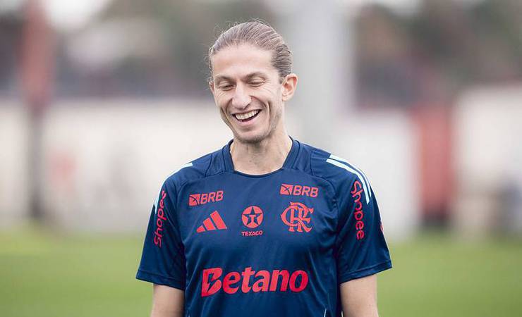 Flamengo homenageia Filipe Luís no Ninho do Urubu em um ano de conquistas