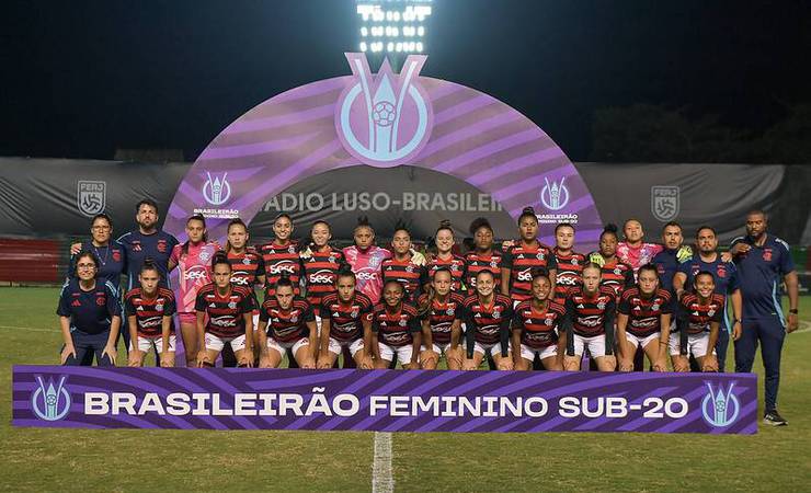 Flamengo é vice-campeão do Brasileirão Feminino Sub-20 após derrota para o Botafogo