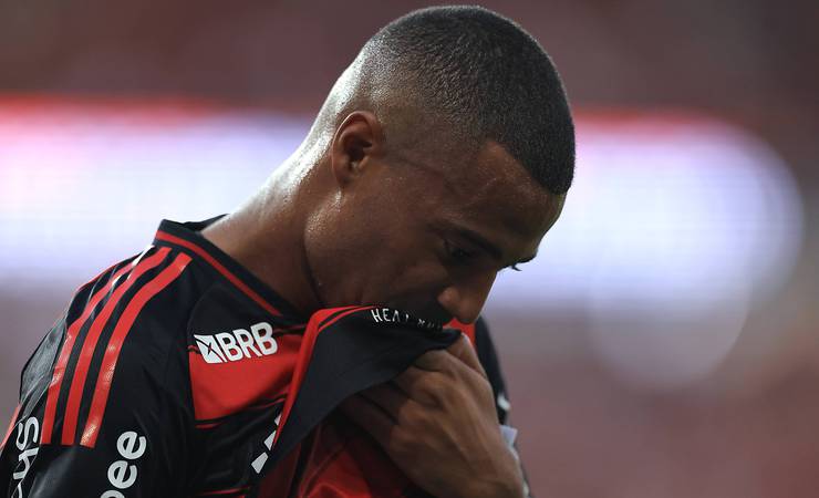 Flamengo cai para segundo lugar nas chances de título do Brasileirão após empate com o Vasco