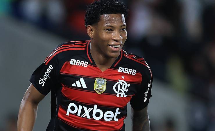 Gonzalo Plata destaca foco no Flamengo antes da Copa do Mundo após vitória do Equador
