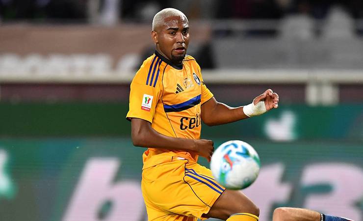 Lorran estreia como titular pelo Pisa, mas é substituído após gol anulado contra o Torino
