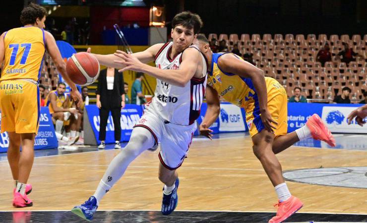 Flamengo vence Fortaleza por 87 a 71 na estreia do Torneio Abertura do NBB 2025/2026