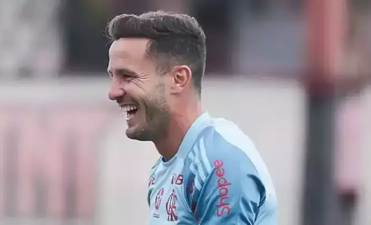 Saúl Ñíguez celebra nascimento de Marco, seu primeiro filho no Brasil