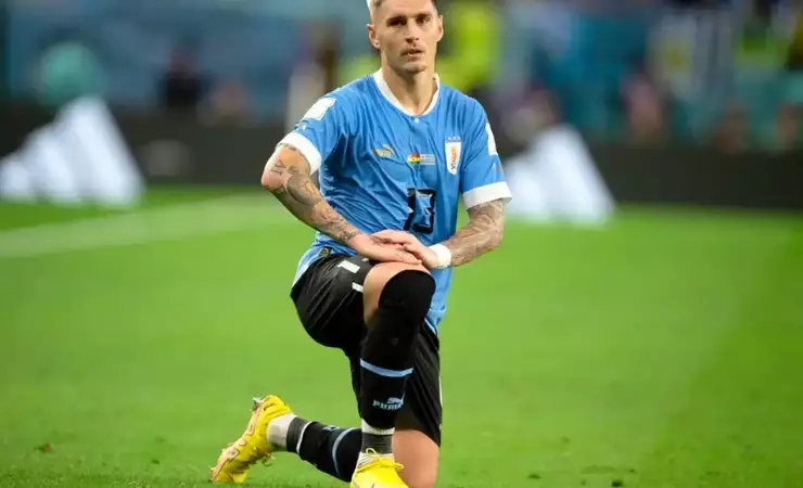 Guillermo Varela brilha e Uruguai vence Peru por 3 a 0, garantindo vaga na Copa do Mundo
