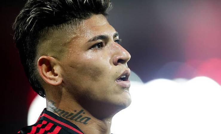 Carrascal é avaliado após lesão; Flamengo foca na recuperação para próximos jogos