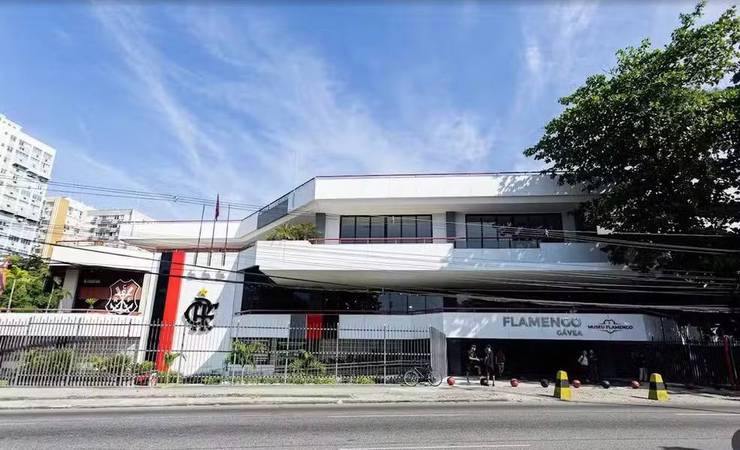 Muro da Gávea ganha nova cara e torcedores aprovam personalização do Flamengo