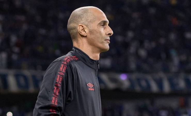 Flamengo busca liderança em confronto contra o Sport, lanterna do Brasileirão