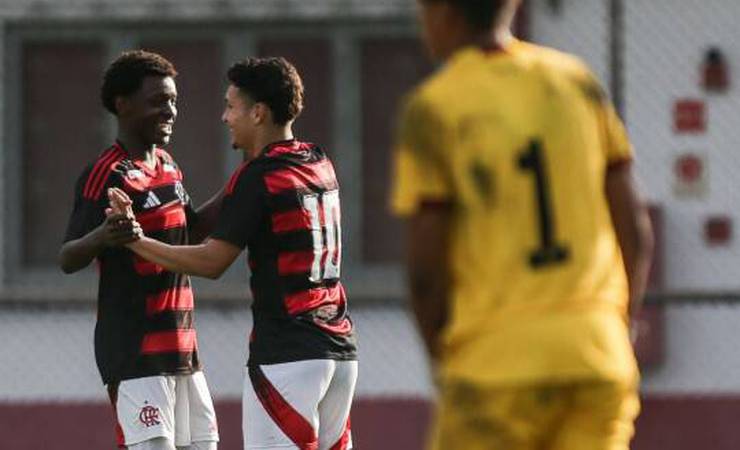 Flamengo vence Atlético-GO por 4 a 0 e se destaca no Campeonato Brasileiro Sub-17