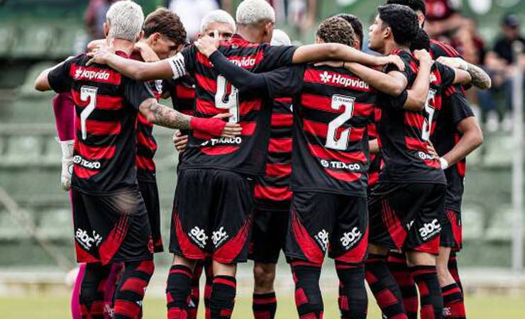 Flamengo goleia Fluminense por 4 a 0 com hat trick de Guilherme no Carioca Sub-20