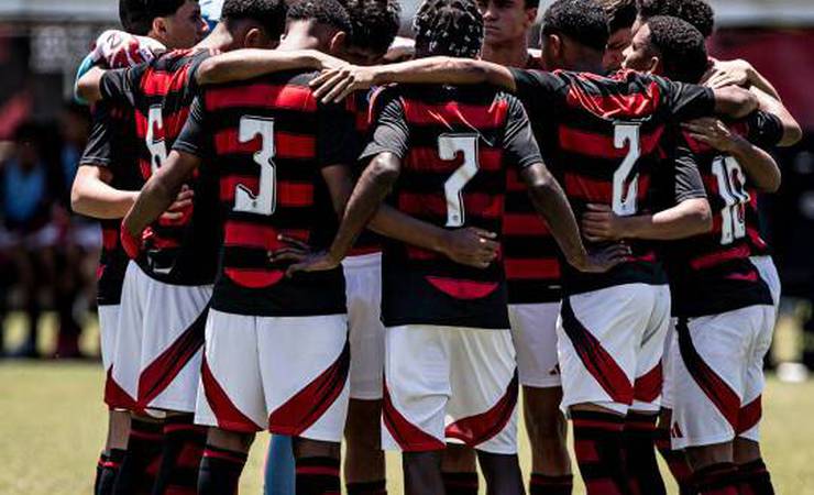 Flamengo Sub-15 sofre derrota e Sub-17 empata em semifinais da Copa Rio