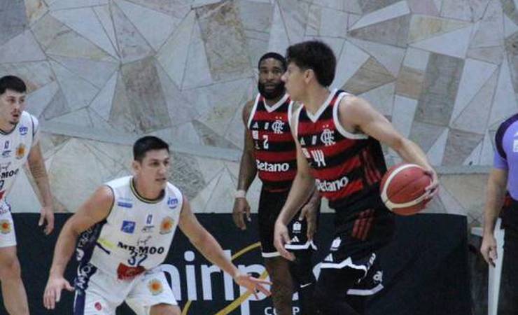Flamengo mantém invencibilidade no NBB com vitória sobre o São José