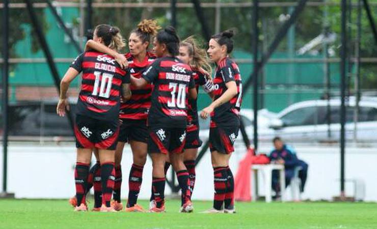 Flamengo brilha e vence Vasco por 3 a 0, garantindo vaga na final do Carioca Feminino