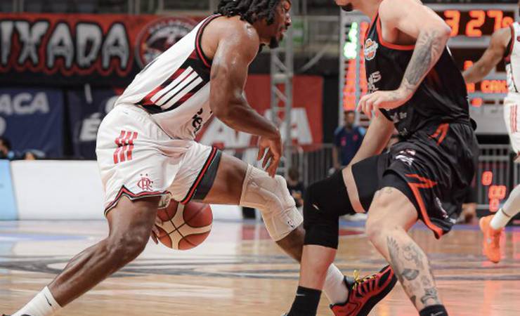 Com domínio total, Flamengo vence Caxias do Sul e retoma liderança do NBB