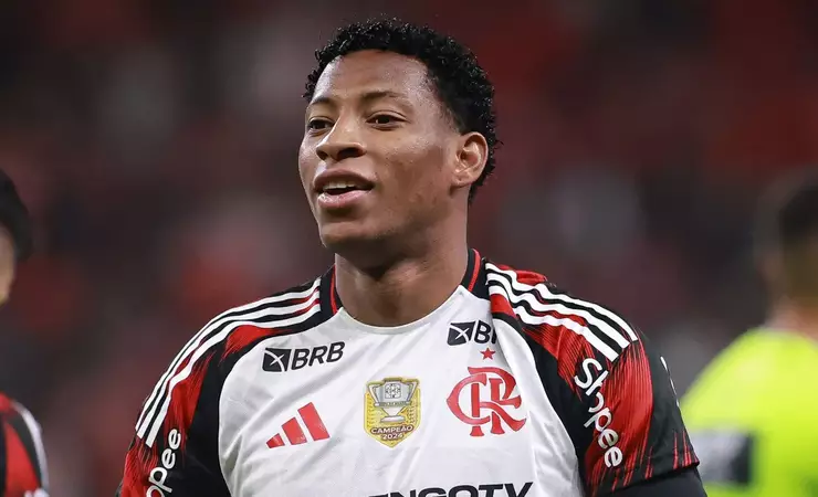 Flamengo aguarda retorno de Gonzalo Plata após avaliação física para o jogo