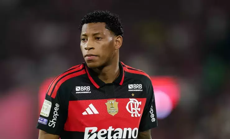 Plata volta ao Flamengo e entra no 2º tempo na vitória sobre o Del Valle