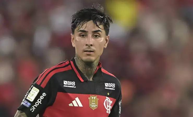 Erick Pulgar diz que não tem problemas com Córdova e recusa convocações