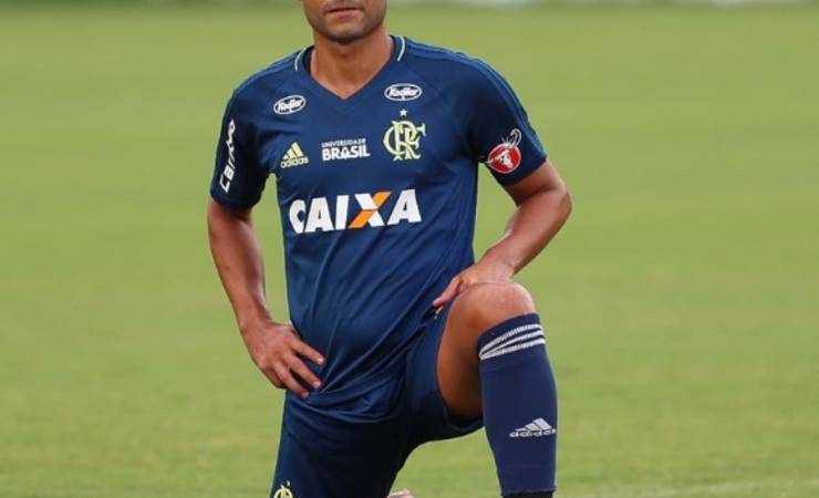 Flamengo tem decisão favorável em processo de quase R$ 1 milhão movido por ex-meia