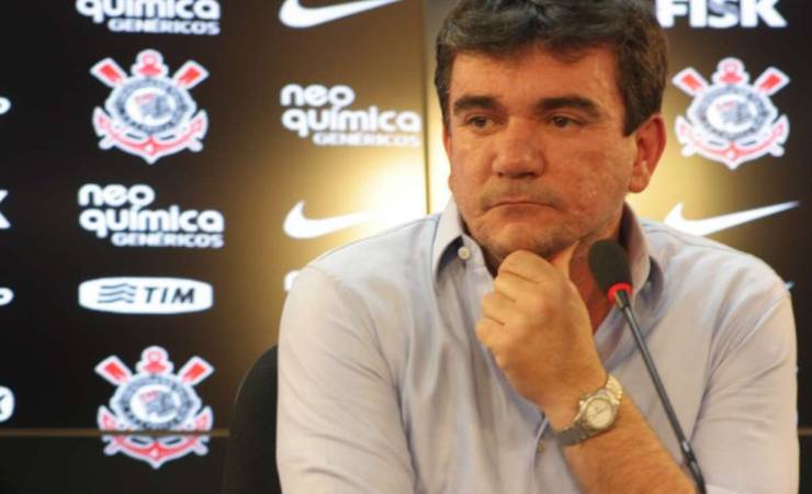 Presidente do Corinthians, sobre quase adiamento de Flamengo x Palmeiras: 'Melhorar parar o campeonato'