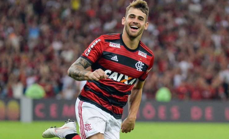 Vizeu revela desejo de retornar ao Flamengo no futuro: 'Espero que tenha sido um até breve