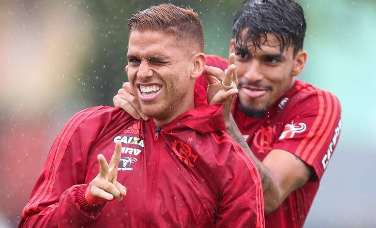 Ex-volante do Flamengo revela qual clube tem como prioridade caso retorne ao Brasil
