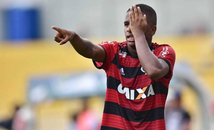 Flamengo: empréstimo de Bill a time ucraniano tem opção de compra em R$ 6,6 milhões