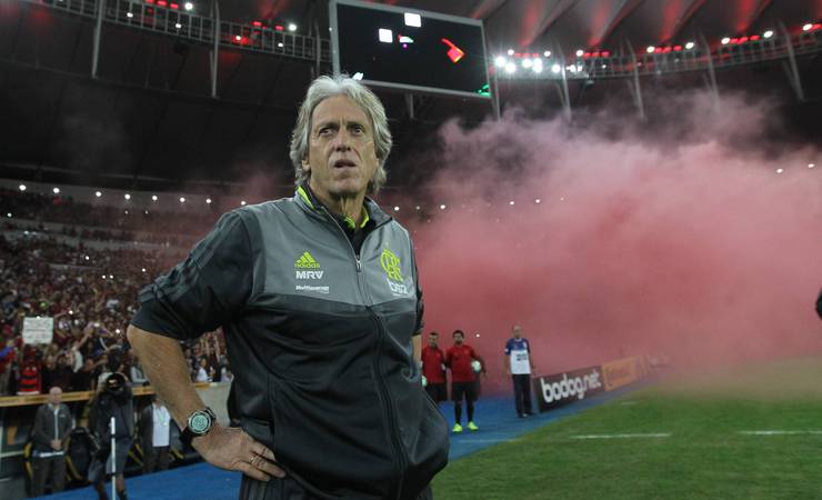 Caso Flamengo conquiste a Libertadores, Jesus será o segundo técnico europeu a vencer torneio