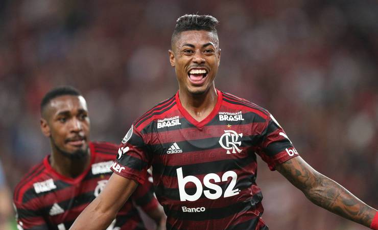 Benfica quer vender artilheiro do Campeonato Português para investir em jogadores do Flamengo