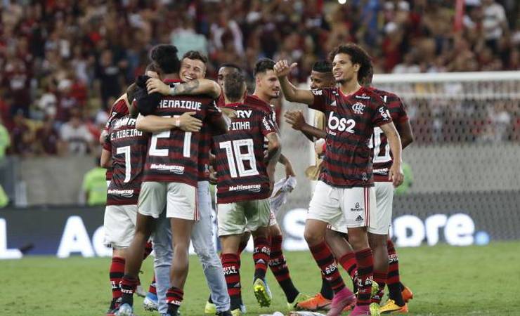 Mauro Cezar exalta feito do Flamengo de Jesus: 'Algo que nem o time do Zico fez'