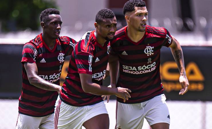 Flamengo pode disputar o Carioca do ano que vem com jogadores da base