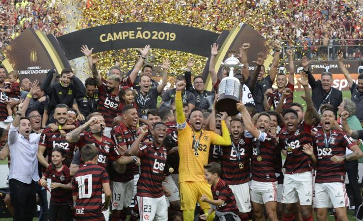 Torcedor do Flamengo vence ação contra companhia aérea por final da Libertadores