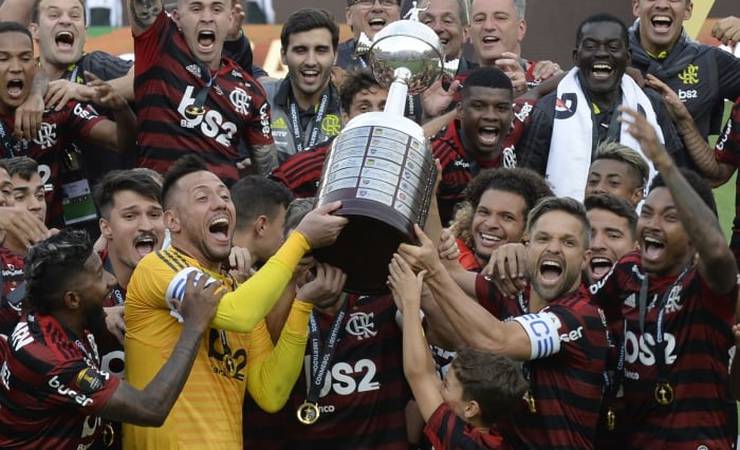 Torcedores do Flamengo pedem permanência de Gabigol após 'final perfeita': 'Fica'