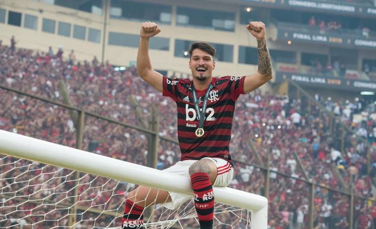 Thuler assina renovação com o Flamengo até 2024