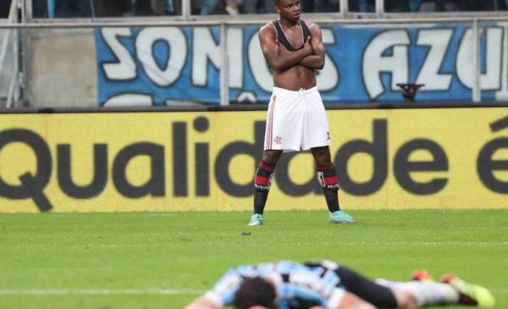Clube europeu mostra interesse e sinaliza proposta de compra para atacante do Flamengo