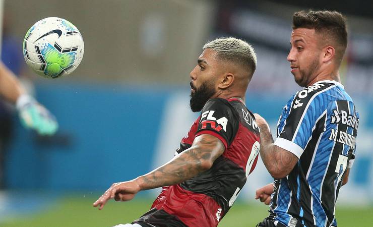 Gabigol desencanta no fim e evita derrota do Flamengo diante do Grêmio no Maracanã