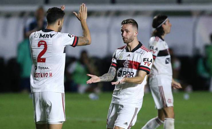 Confira as atuações dos jogadores do Flamengo na vitória sobre o Vasco