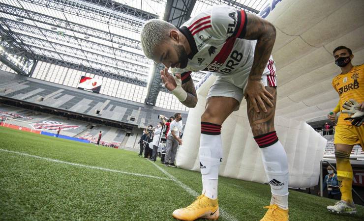 Gabigol revela que tem atuado pelo Flamengo com dores no tornozelo: 'Estou evoluindo'