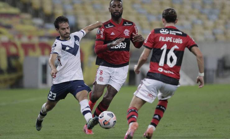 Apresentador da Band ironiza atuação do Flamengo na Libertadores: 'Se continuar assim cai na próxima fase'