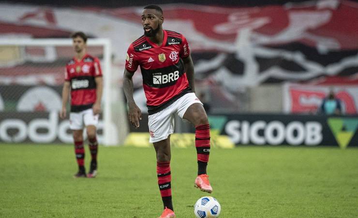 'Com a minha venda, eu pude ajudar o Flamengo', diz Gerson após jogo de despedida