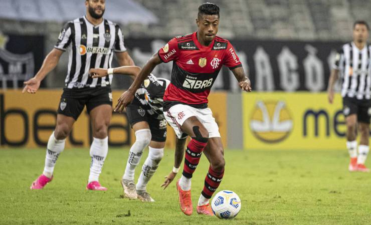 Atlético-MG solicita ao Flamengo que libere presença de sua torcida no Maracanã
