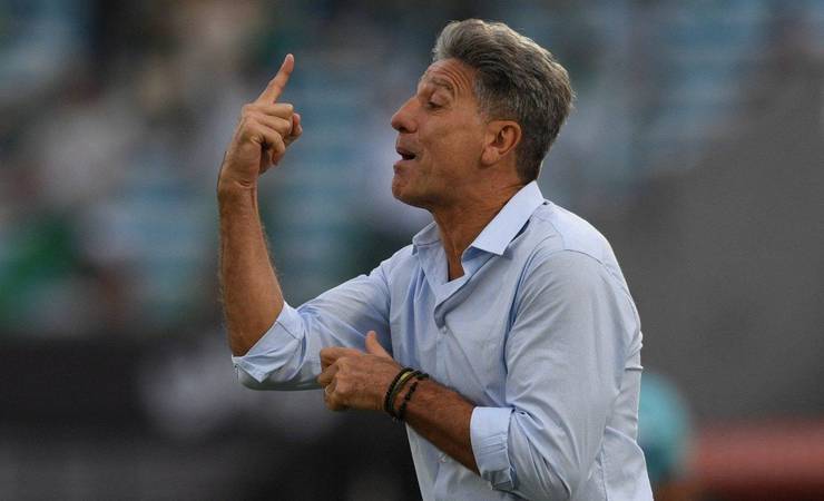 Jogador comandado por Renato no Flamengo admite: 'Talvez possa ter faltado trabalhos táticos'