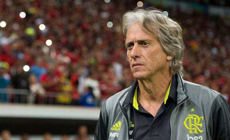 Ator de 'Harry Potter' revela torcer para o Flamengo e diz ter se encantado com time de Jesus