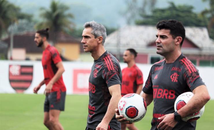 Jogadores do Flamengo se surpreendem com treinos da nova comissão: 'Quero um pulmão a mais'