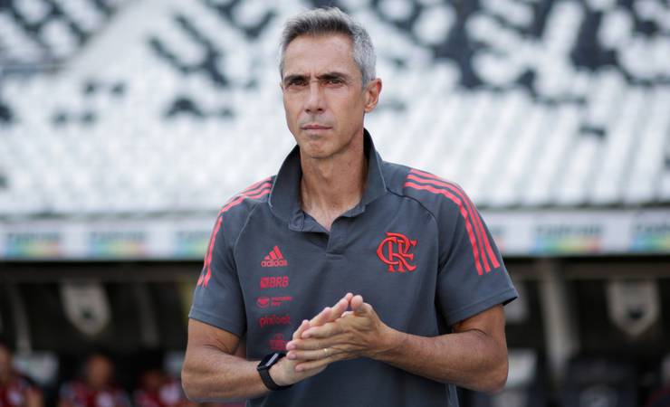 Paulo Sousa dispara após tropeço do Flamengo no Carioca: 'Não podemos pensar no Carnaval antes de ganhar'